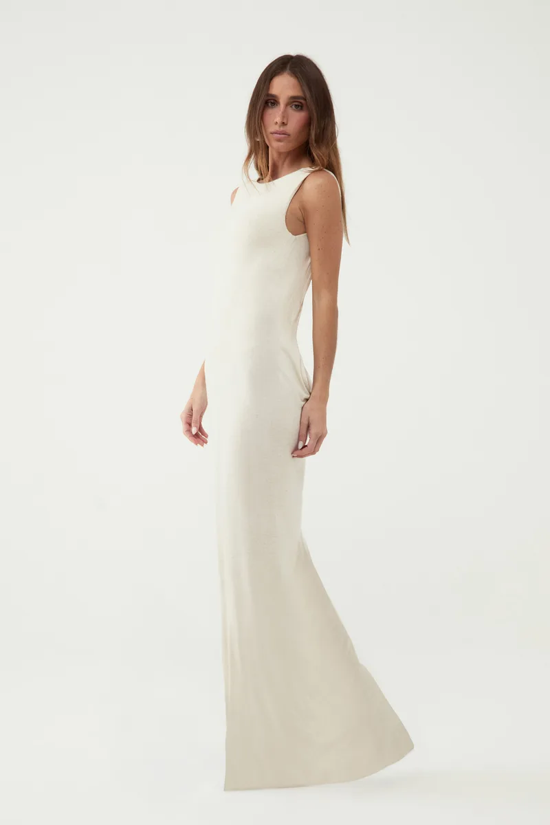 Vestido Flora Longo Costas Abertas Detalhe Metálico